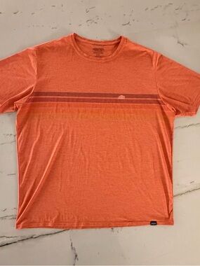 Patagonia Capilene Cool Daily Shirt Men’s XXL Orange Short Sleeve T Shirt